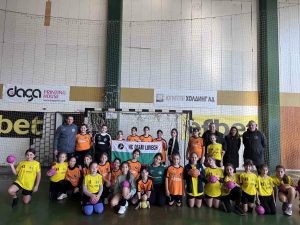 handball lovech 241125 1 Малките хандбалистки на ХК „Ловеч 98“ с две противоположни лица през турнирен уикенд