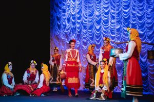 folk magia 11225 11 Фолклорен ансамбъл „Магия“ отбеляза 10 години с юбилеен концерт-спектакъл „Съкровището“ в Ловеч