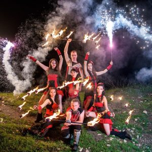 ogneno show 31225 Огнено коледно шоу на клуб „Дивинитас“ ще освети Ловеч на 8 декември