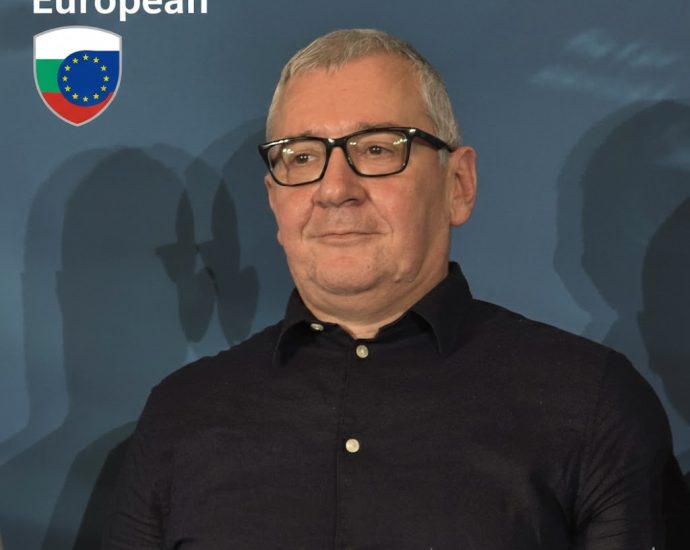 pavlin ivanov еу 311225 Тази вечер ставаме абсолютно пълноправен член на цивилизована Европа. Остава да го осъзнаем