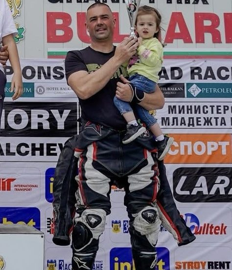 цветомир радоев supermoto 191225 2 Ловчалията Цветомир Радоев завърши на второ място в крайното класиране на Републиканския шампионат по супермото за 2025 г. в клас OPEN