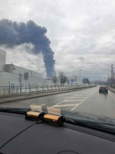 pojar troyan 140126 1 Няма пострадали хора при пожара в складово помещение на ул. „Академик Ангел Балевски“ в Троян