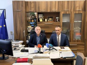 falshivo euro lovech 110226 3 Задържаха 51-годишен с близо 260 000 фалшиви евро край Златна Панега – опитал да избяга при проверка