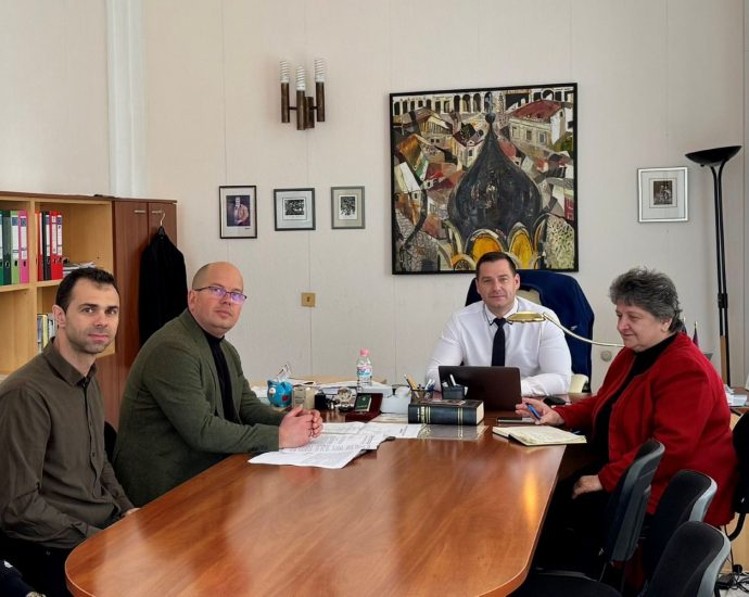 среща ДГС Ловеч и община 200226 Работна среща между Община Ловеч и ТП „ДГС Ловеч“ за координация на горскостопанските дейности