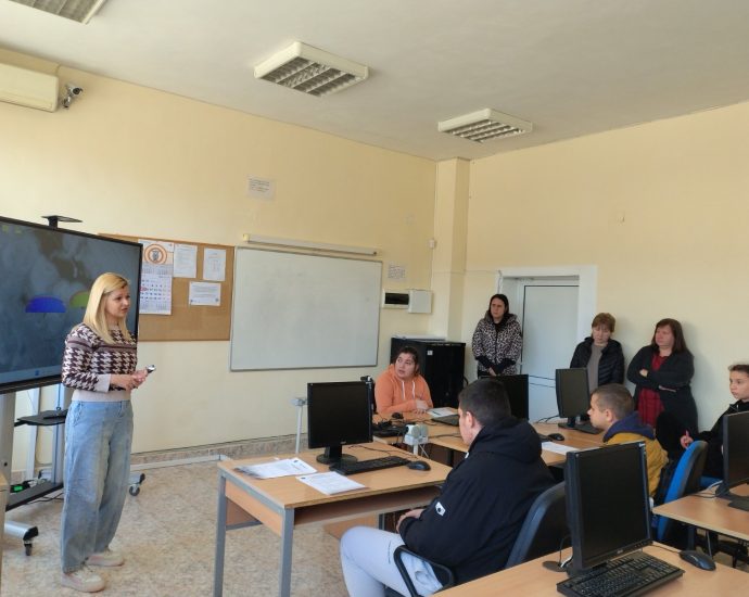 knsb obuchenie 90326 ПГИТУ – Ловеч се включи в кампанията „Моето първо работно място“