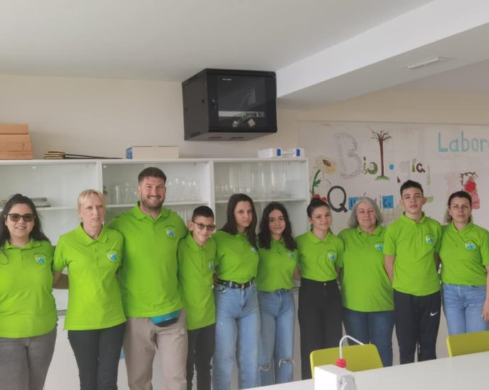 nikiforov stem erasmus 100326 2 Ловешки ученици и учители на STEM експедиция в Испания по проект „Еразъм+“
