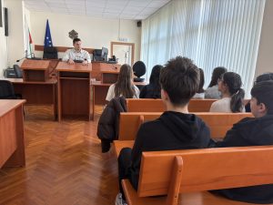 obuchenie sad lovech 270326 1 Магистрат от Ловеч пред седмокласници: Средата е определяща за бъдещето на децата