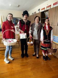 red cross 20326 1 МЛАДИТЕ ЧЕРВЕНОКРЪСТЦИ ОТ ЛОВЕЧ И ТРОЯН С КАМПАНИЯ „МАРТЕНИЧКА ЗАКАЧИ И НАДЕЖДА ПОДАРИ“