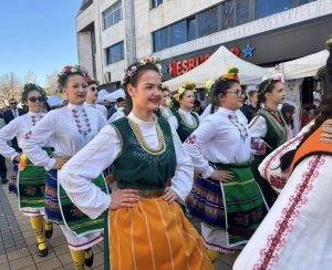 cvetnica lovech kumichka 50426 4 С литургия, ритуала "По вода" и богата програма Ловеч отбеляза Цветница 2026