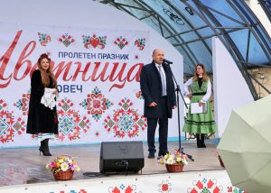 cvetnica otkrivane 3 В Ловеч бе дадено официалното начало на празника „Цветница 2026“