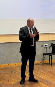ezikova forum 230426 3 Ученици от Езиковата гимназия в Ловеч представиха бизнес планове пред Ротари клуб и местната власт