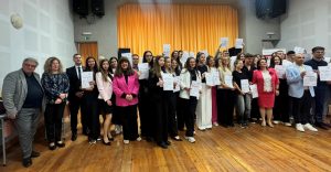 ezikova nemski diplomi 290426 4 Дванадесетокласници от ПЕГ „Екзарх Йосиф I“ получиха Немски езикови дипломи DSD II