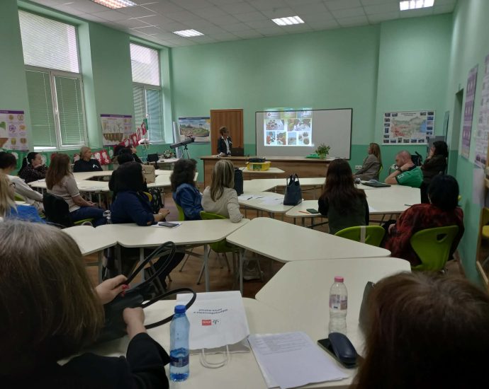 gimnaziata 290426 Учители от СУ „Св. Климент Охридски“ – Ловеч представиха добри практики на регионален форум за приемственост в образованието