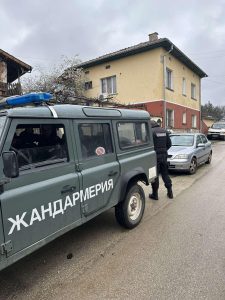 kacia police 20426 4 Мащабна полицейска операция в област Ловеч: Проверки за купуване на гласове и противодействие на престъпността