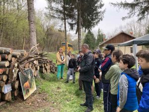 sedmica gorata lesovadi 150426 6 „Лесовъда и приятели“: 105 ученици се потопиха в магията на природата в разсадник „Сливек“