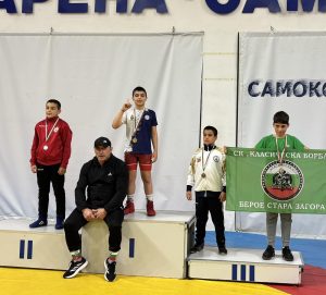 shampion borba daniel 210426 1 Даниел Асенов завоюва златния медал и първото място в своята категория на Държавно лично-отборно първенство по борба
