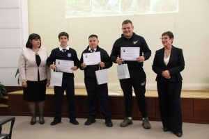 KONKURS TETEVEN 150526 20 105 ученици участваха в конкурса „150 години безсмъртие: Априлското въстание през моите очи“ в Тетевен