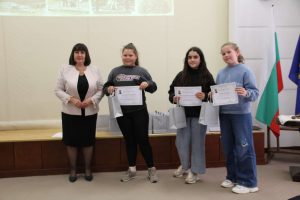KONKURS TETEVEN 150526 7 105 ученици участваха в конкурса „150 години безсмъртие: Априлското въстание през моите очи“ в Тетевен
