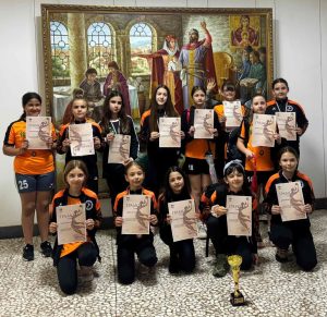 handball lovech 120526 2 Младите хандбалистки на ХК „Осъм“ бяха отличени от кмета на Ловеч след бронзовите медали от държавното първенство