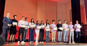 matematicheska lovech godishnina 150526 5 Профилираната природо-математическа гимназия в Ловеч отбеляза 55 години от създаването си