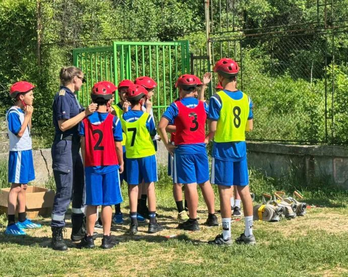 mlad ogneborec 150526 8 ОУ „Христо Никифоров“ спечели XXVI районно състезание „Млад огнеборец“ в Ловеч