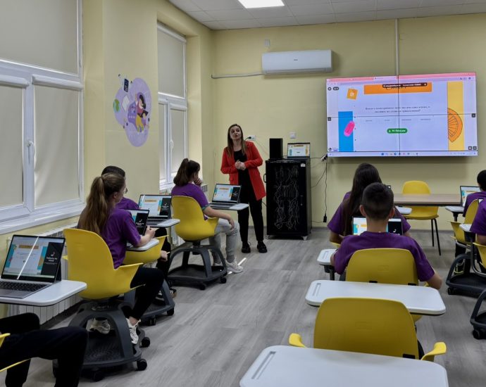 stem vlevski 140526 1 В ОУ „Васил Левски“ – Ловеч откриха нов STEM център с четири високотехнологични класни стаи