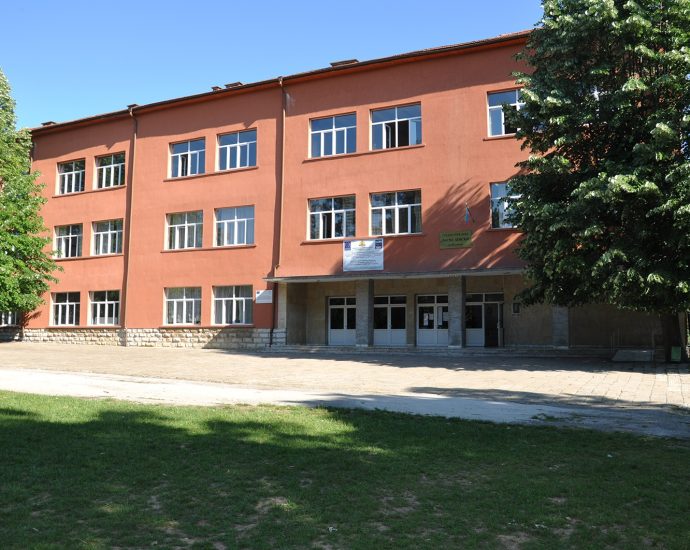 su vasil levski jablanica 210526 1 СУ „Васил Левски“ в Ябланица получи изцяло обновена сграда