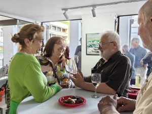 izlojba art galeria mostove 180626 3 В Арт галерия „Мостове“ в Ловеч беше открита самостоятелната изложба „Моята България“ на художника Иван Христов