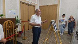 izlojba lica izkustvo 250626 12 Фотоизложба показва лица на изкуството от ХХ век през обектива на Радослав Димитров