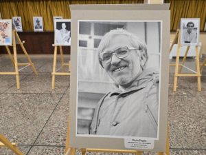 izlojba lica izkustvo 250626 3 Фотоизложба показва лица на изкуството от ХХ век през обектива на Радослав Димитров