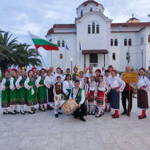 slatina tancova 300626 1 Танцов състав „Слънчогледи“ от Слатина се завърна с успешно участие от международен фестивал в Гърция