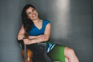 BELLA HRISTOVA 5 PC Dario Acosta 130726 Световноизвестната цигуларка Бела Христова ще участва във фестивала „Неотъпкана пътека“ в Троян и Кърпачево
