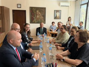 troyan ministaer 250826 Нов дигитален хъб в Троян ще предлага безплатни обучения за възрастни