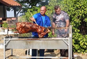 lovci lukovit 140926 2 130 години ловен дух и традиции: ЛРД „Сокол“ – Луковит отбеляза паметен юбилей