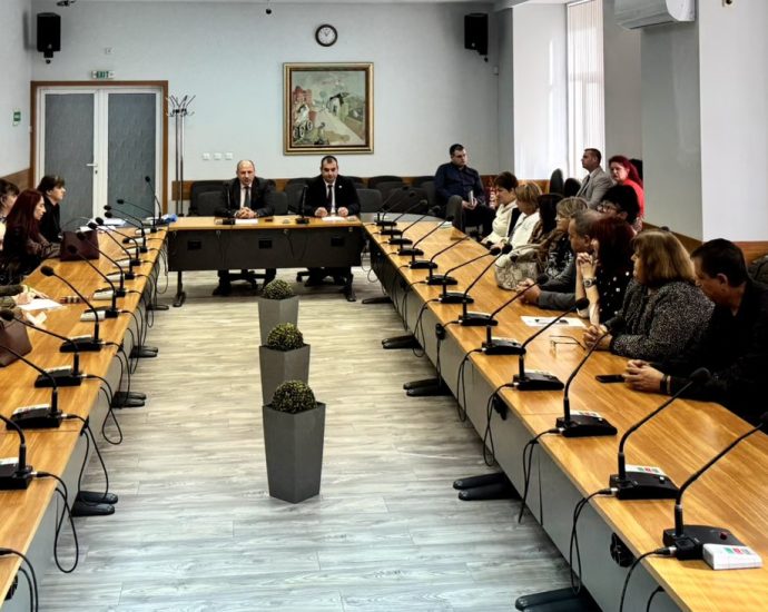 biudjeti uchilishta 221026 8 Над 15,5 млн. евро са предвидени за училищата, детските градини и образователните центрове в Ловеч