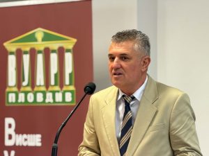 diplomi troyan 281026 2 Випуск 2026 на Висшето училище по агробизнес получи дипломите си на тържествена церемония в Троян