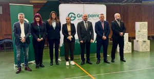 grupama ekipi 301026 2 „Групама Застраховане“ осигури спортна екипировка за два детско-юношески клуба в Ловеч