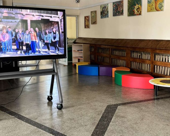 obnoviavane kirkov 81026 1 Обновената сграда на СУ „Тодор Кирков“ в Ловеч беше официално открита